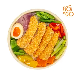 Hình ảnh Cơm cá hồi chiên xù xốt sa tế XO