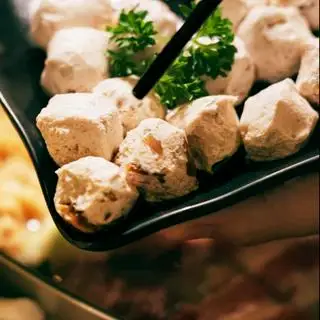 CƠM CHAY - VIÊN KHO NẤM ĐÔNG CÔ - 45.000 ₫ tại Tuệ Tâm - Cơm Chay & Mì Chay - Phó Cơ Điều