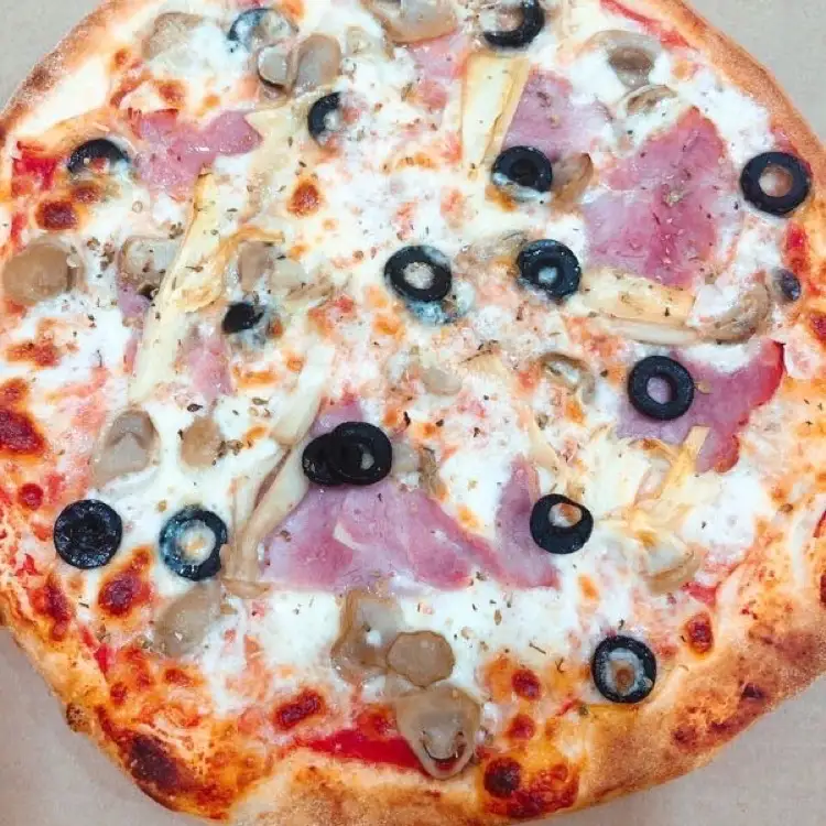 Pizza 4 seasons - 180.000 ₫ tại Pizza PaoLo - Nguyễn Trãi