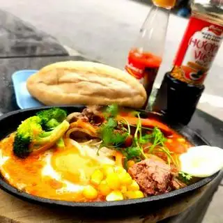 Hình ảnh Bánh Mỳ Chảo