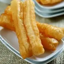 Quẩy thêm - 7.000 ₫ tại Cháo Sườn A Chén - Nguyễn Đình Chính