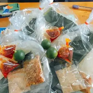Bánh Tráng Phơi Sương Sa Tế - 11.000 ₫ tại Bánh Tráng Chấm Cô Dung