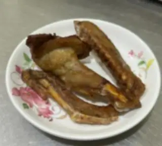 Hình ảnh Mì vịt tiềm cánh giòn