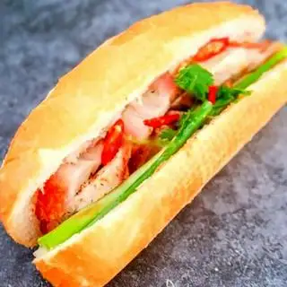 Hình ảnh Bánh mì heo quay