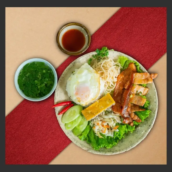 Hình ảnh Cơm Tấm Ba Chỉ bì chả trứng ốp