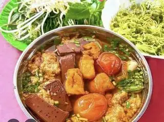 Bún riêu cua ốc đầy đủ có giò - 55.000 ₫ tại Quán Bún Riêu Bé Thương - Tuệ Tĩnh