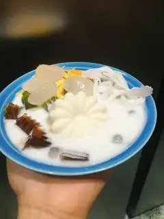 Hình ảnh chè khúc bạch phô mai 