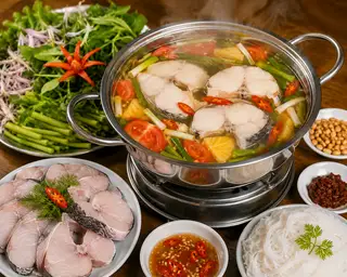 Hình ảnh Lẩu cá bớp măng chua