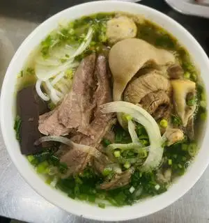 Hình ảnh Bún bò Huế thường