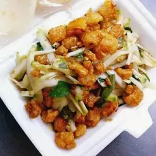 Hình ảnh TÓP MỠ TRỘN CÓC XOÀI (tặng 1 bịch phồng tôm)
