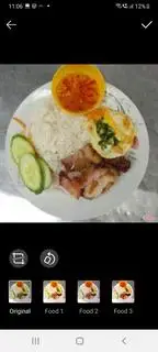 Hình ảnh Cơm Heo quay + Trứng 