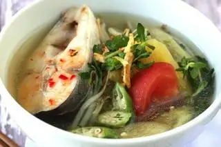 Cơm canh chua cá hú - 40.000 ₫ tại Quán Cơm 18 - Cơm Trưa Văn Phòng - Phạm Văn Hai