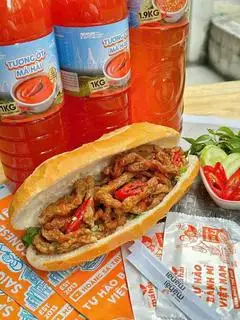Hình ảnh Bánh mì chả cá Má Hải
