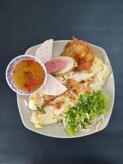 Hình ảnh Bánh cuốn trứng - 2 trứng