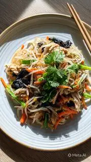Hình ảnh Miến xào gà 