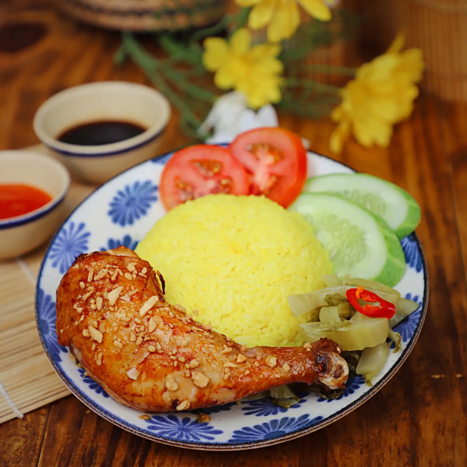 Cơm Gà Mắm Tỏi (Đùi Tỏi/Má Đùi) - 55.000 ₫ tại Bento Delichi by Cooky - Cơm Gà Mắm Tỏi, Xối Mỡ - Đường Số 33