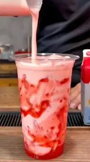 Hình ảnh Sữa Chua Dâu Tây 