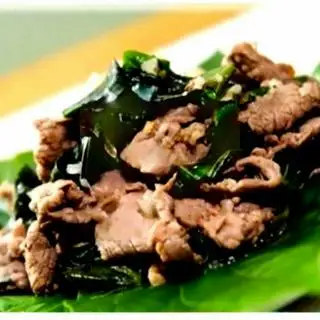 Cơm bò xào cải ngọt  - 59.000 ₫ tại Cơm Gà Ngon Quận 4 - Đoàn Văn Bơ