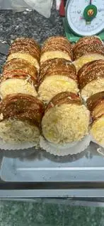 bánh mì chà bông  - 20.000 ₫ tại Tiệm Bánh Minh Phụng - Bánh Kem & Bánh Ngọt - Đặng Văn Ngữ