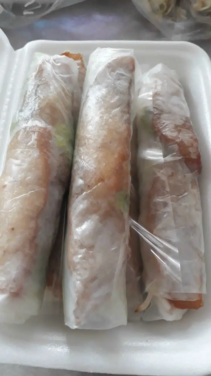 Gỏi cuốn chay 2 cuốn - 20.000 ₫ tại Mập Mập - Gỏi Cuốn Và Bánh Tráng Trộn - Lạc Long Quân