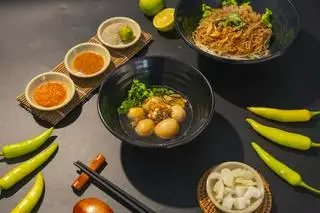 Hình ảnh Tô trứng non