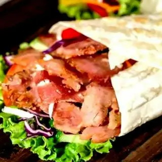 Kebab cuộn thịt heo xông khói - 45.000 ₫ tại Bánh Mì Kebab - Bùi Thị Xuân