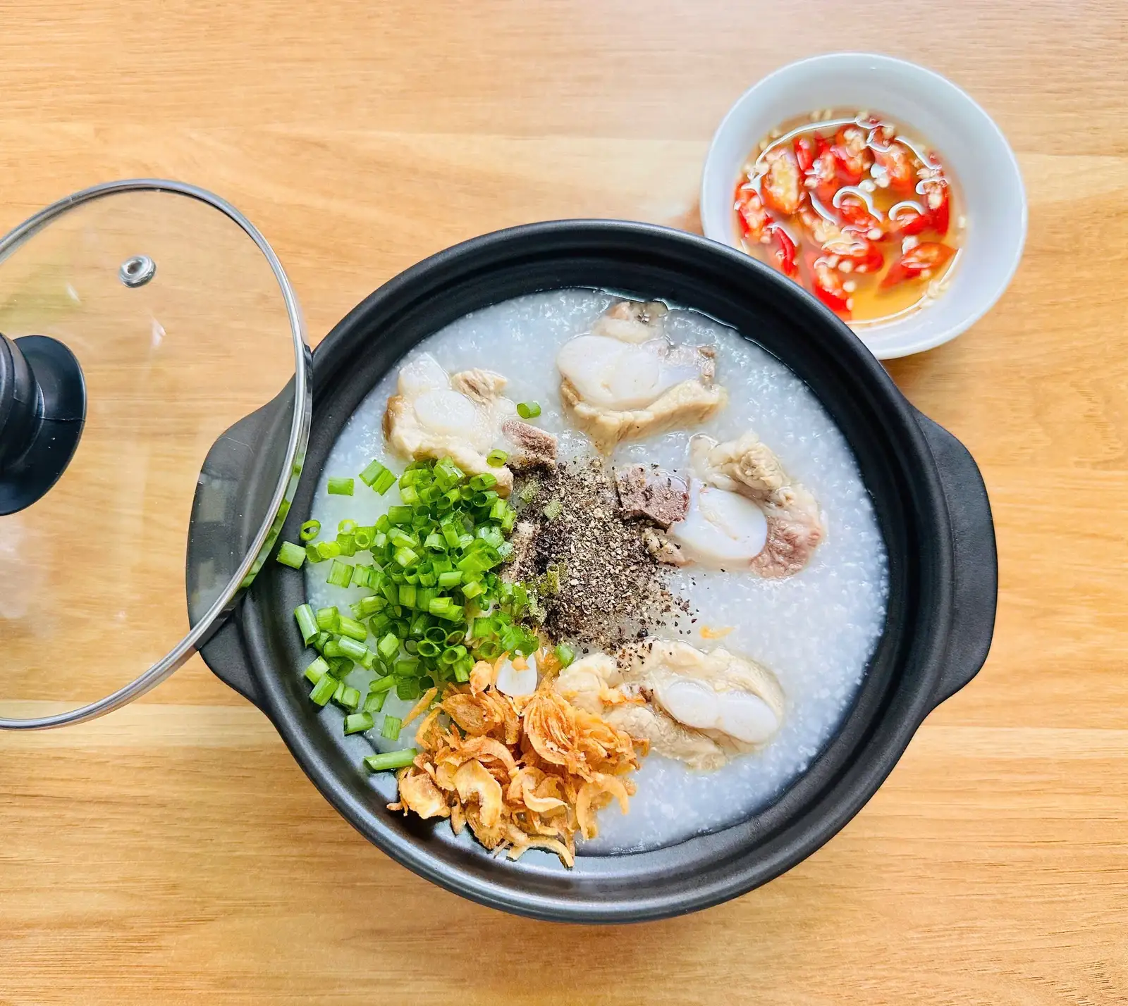 cháo sườn - 33.000 ₫ tại Cháo Bình - Cháo Sườn & Cháo Ếch Singapore - Đường số 48