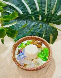 Hình ảnh Chè dừa nước mix tàu hủ