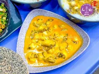 Hình ảnh Hàu sốt trứng muối