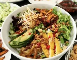 Hình ảnh Bún trộn chay