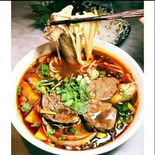 Hình ảnh combo 2 bún bò đặc biệt + 2trà tắc thái đỏ/xanh