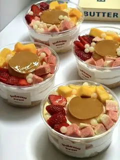 Hình ảnh Bánh Chiffon Caramel Hoa Quả - hộp 380ml
