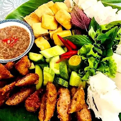 Bún đậu thập cẩm đặc biệt - 100.000 ₫ tại Bún Đậu Mắm Tôm Sông Đào - Phạm Hùng