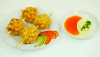 Viên bánh mì hải sản sốt mayonaise ( 3 viên ) - 18.000 ₫ tại Ăn Vặt Bông Ú - Đoàn Văn Bơ