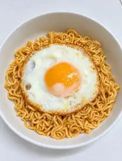 Hình ảnh Mì Trộn Indomie Ốp La