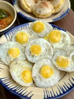 Bánh căn trứng cút - 65.000 ₫ tại Bánh Căn & Bánh Xèo Đà Lạt Ơi - Huỳnh Văn Bánh