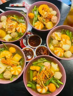 MÌ THÁI TÔM TƯƠI ĐỦ CÁ VIÊN NGON  - 50.000 ₫ tại Tố Tố Quán - Súp Cua, Gỏi Đu Đủ & Ăn Vặt - Tổng Lung