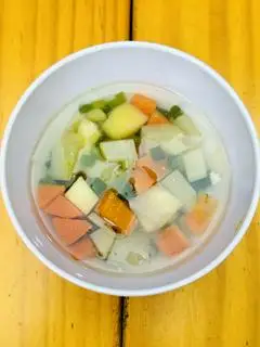 Canh - 9.000 ₫ tại Cơm Tấm Ba Anh Em - Phạm Văn Bạch