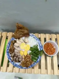 Bánh ướt lòng gà đặc biệt - 43.000 ₫ tại Chibi House - Food & Drink - Phạm Hùng