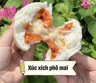 Hình ảnh Bánh bao xúc xích phomai