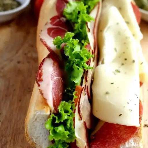 Hình ảnh Pancetta thịt xông khói - phô mai mozzarella