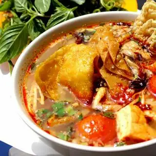 Bún riêu chay - 30.000 ₫ tại Dư Tâm - Đồ Ăn Chay - Hoàng Ngọc Phách