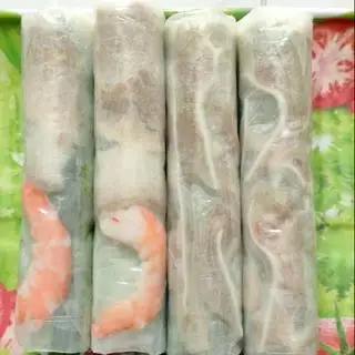  2 tai heo - 2 tôm thịt - 52.000 ₫ tại Gỏi Cuốn & Bún Mắm Nêm HOA HUYỀN - Nguyễn Phạm Tuân