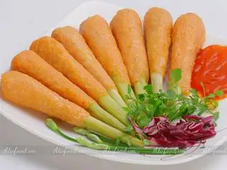 Chạo sả 3 cây - 13.000 ₫ tại Đồ Ăn Vặt, Cá Viên Chiên & Chân Gà Sốt Thái Food - Tân Hòa Đông