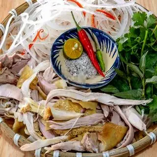Hình ảnh Phần gỏi 1/4 con gà