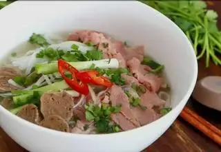 Hình ảnh Bún Bò Tái Bò Viên 