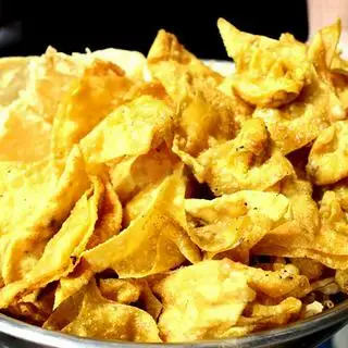 Hoành thánh chay chiên 100g - 25.000 ₫ tại Dư Tâm - Đồ Ăn Chay - Hoàng Ngọc Phách