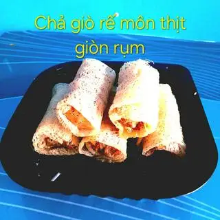 Chả giò rế môn thịt giòn rụm - 40.000 ₫ tại Chill Coffee - Trần Quang Diệu