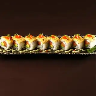 Cơm cuộn cá hồi phô mai - 162.000 ₫ tại Nhà Hàng Saiko Sushi - Hai Bà Trưng