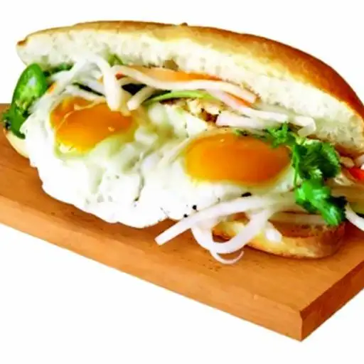 Bánh Mì Ốp La Lớn - 31.500 ₫ tại Bánh Mì Má Hải - Nguyễn Đình Chiểu